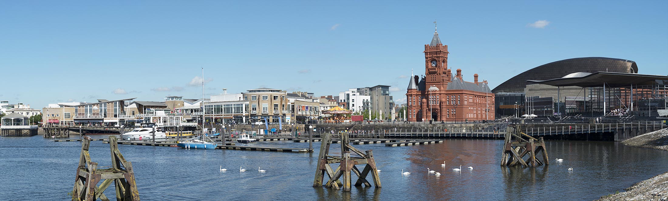 Cardiff-Bay-Hero-Panorama Voyage Scolaire Côté Découvertes