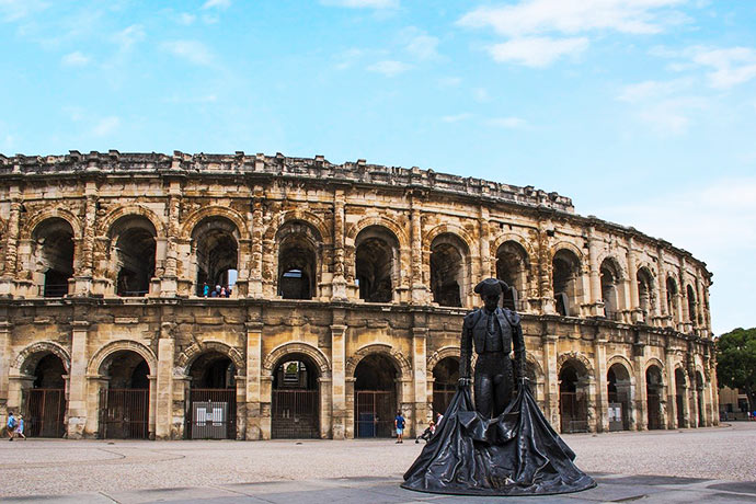 Visite des arenes de nimes en voyage scolaire en camargue