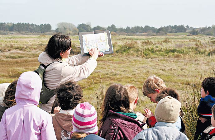 Image landart-marais-salants Classe de découverte Côté Découvertes