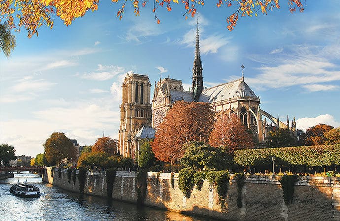 notre-dame Paris fleuve Seine patrimoine