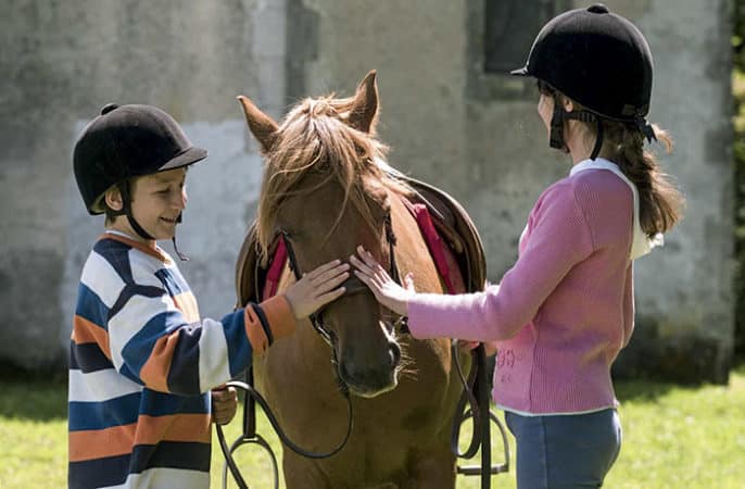 Image Equitation-nature Classe de découverte Côté Découvertes