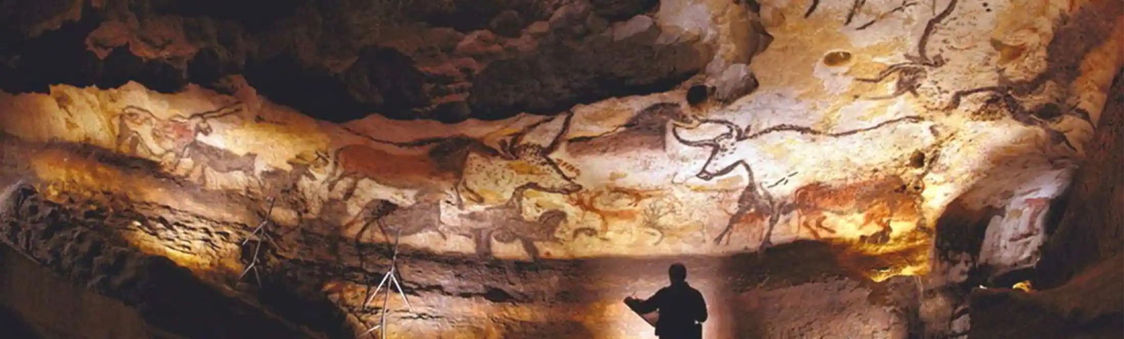 Visite des grottes de Lascaux pendant la classe de découvertes en Périgord