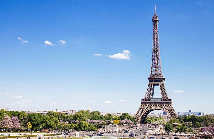 Tour Eiffel en voyage scolaire collège lycée