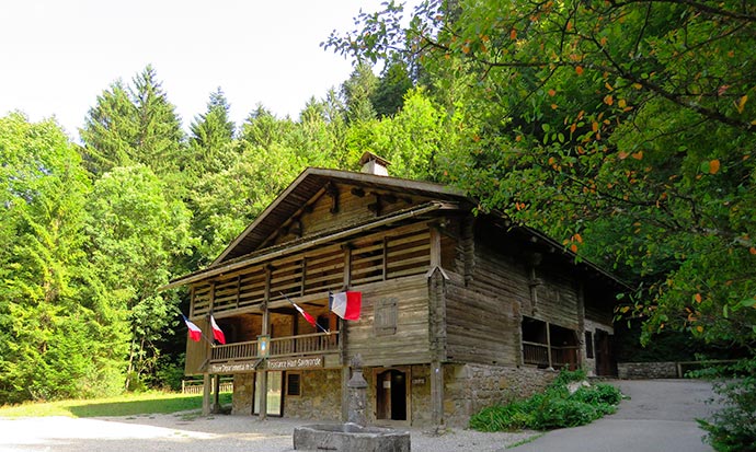 Chalet musée départemental de la résistance à Thônes