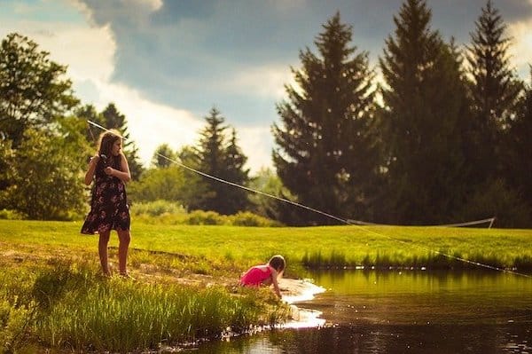 image au fil de l'eau peche-classes-sans-cartable-cote-decouvertes