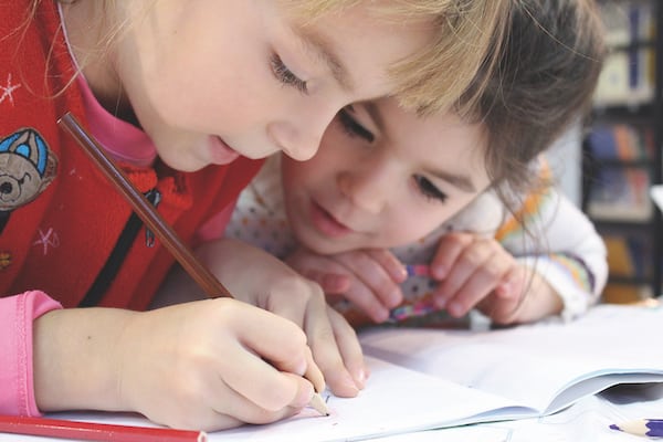 élèves en atelier dessin de bande dessinée