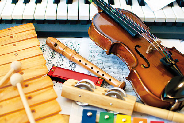 Image musique instruments Classe de découvertes Côté Découvertes
