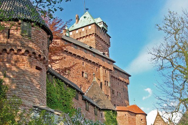 chateau Haut-Koenigsbourg alsace patrimoine historique