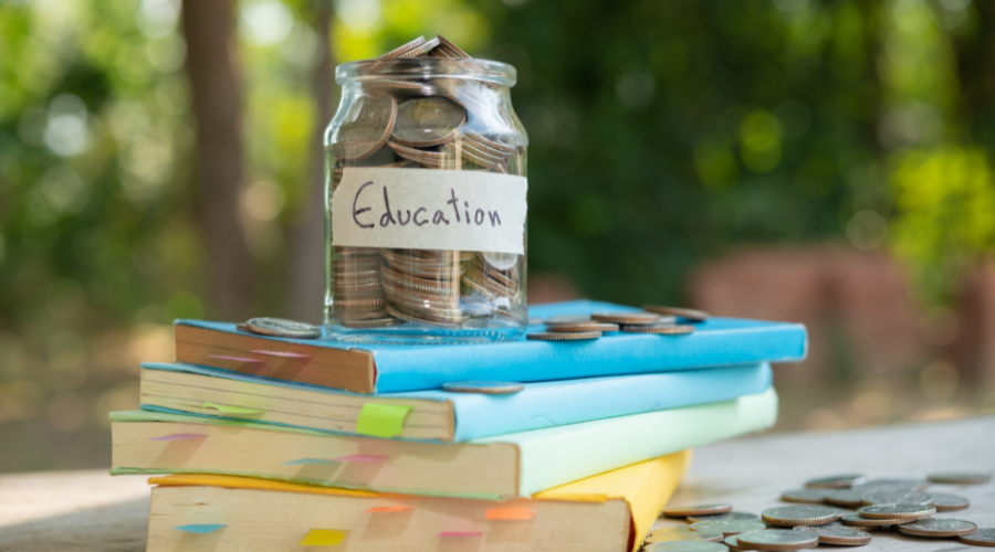 Fonds d'un établissement scolaire pour le financement d'une classe sans cartable