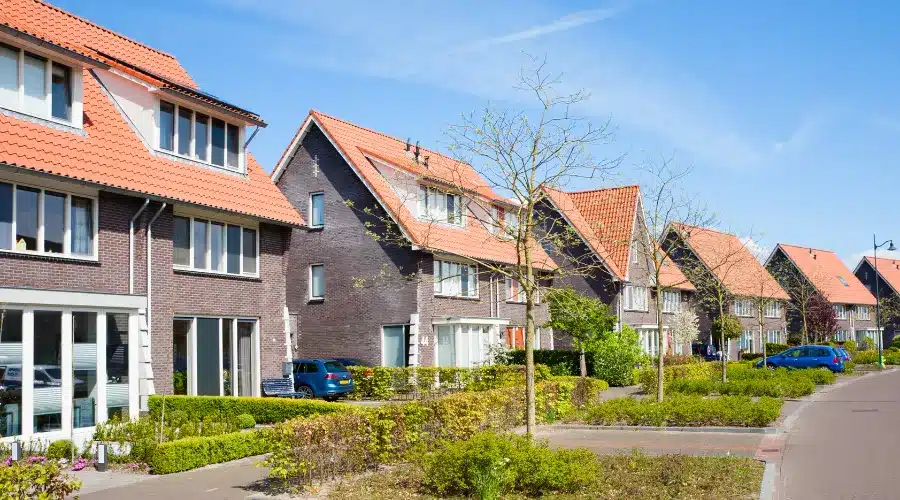 quartier-residentiel-famille-accueil-voyage-scolaire-etranger Quartier résidentiel pour voyage scolaire en famille d'accueil