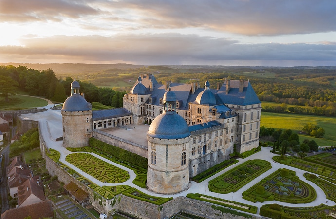 Vue du château de Hautefort