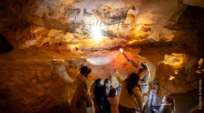 Visite de Lascaux IV en voyage scolaire primaire