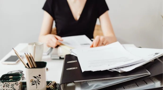 administratif-bureau-papiers- administratif bureau