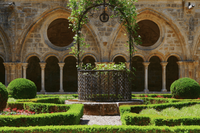 abbaye de fontfroide abbaye de fontfroide